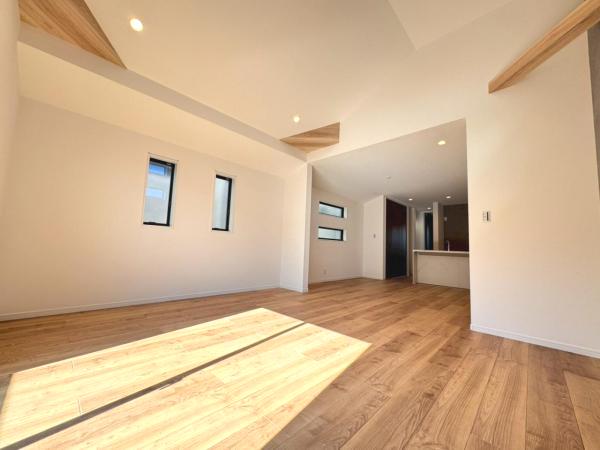 新築戸建 杉並区南荻窪３丁目 JR中央線荻窪駅 1億3,480万円