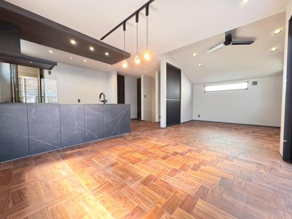 新築戸建 世田谷区梅丘３丁目 小田急線梅ヶ丘駅 1億4,290万円