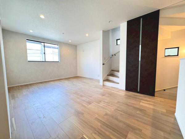 新築戸建 目黒区目黒４丁目 JR山手線目黒駅 1億1,980万円