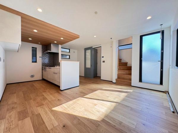 新築戸建 中野区南台２丁目 京王線幡ヶ谷駅 7,180万円