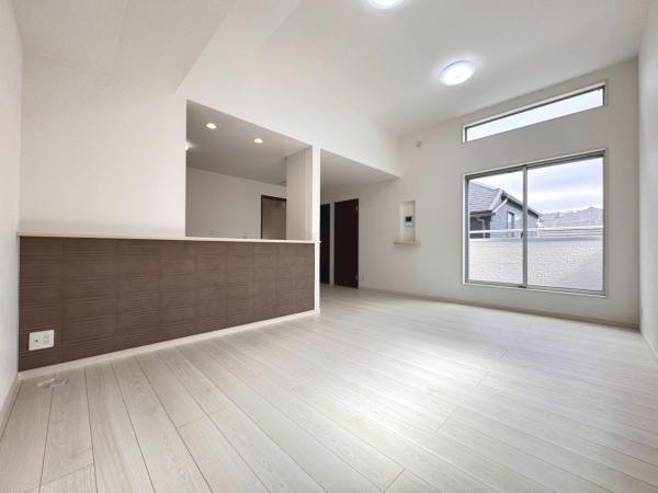 新築戸建 世田谷区梅丘２丁目 小田急線豪徳寺駅 1億798万円