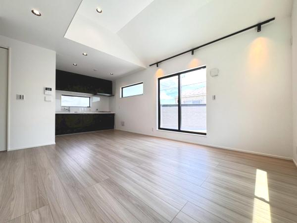 新築戸建 練馬区向山４丁目 都営大江戸線練馬春日町駅 6,480万円