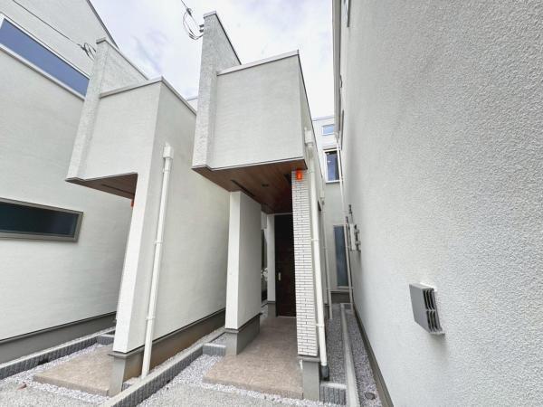 新築戸建 世田谷区豪徳寺２丁目 東急世田谷線上町駅 8,780万円～1億2,580万円