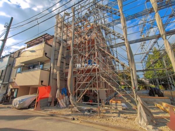 新築戸建 東京都世田谷区砧３丁目10-4 小田急線祖師ヶ谷大蔵駅 1億980万円