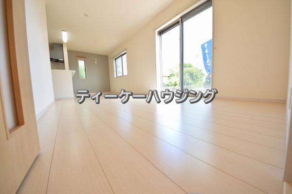 中古戸建 三郷市彦糸１丁目 JR武蔵野線吉川美南駅 2,399万円