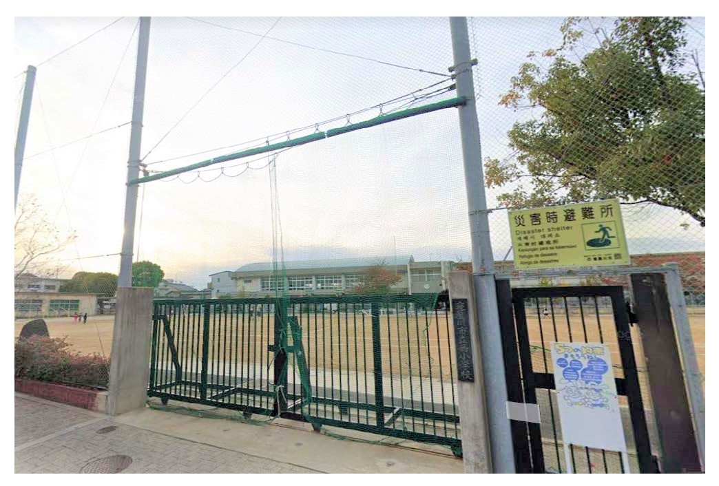 寝屋川市立西小学校