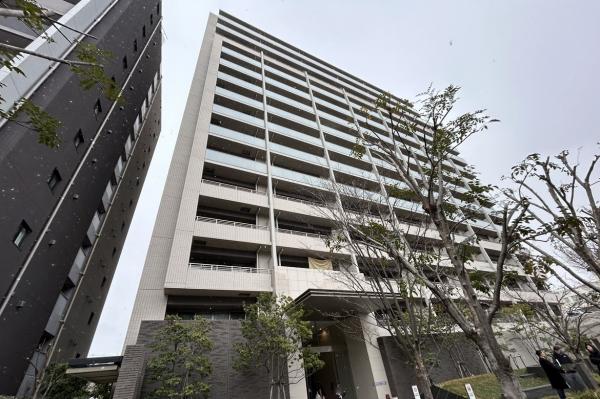 中古マンション 大阪市淀川区十八条１丁目 大阪メトロ御堂筋線東三国駅 4,498万円