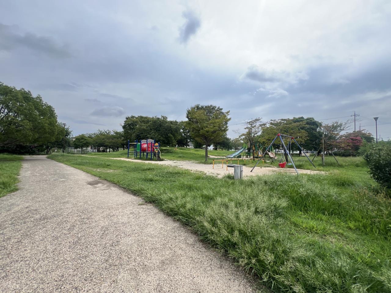 一里山公園緑のふれあいセンター