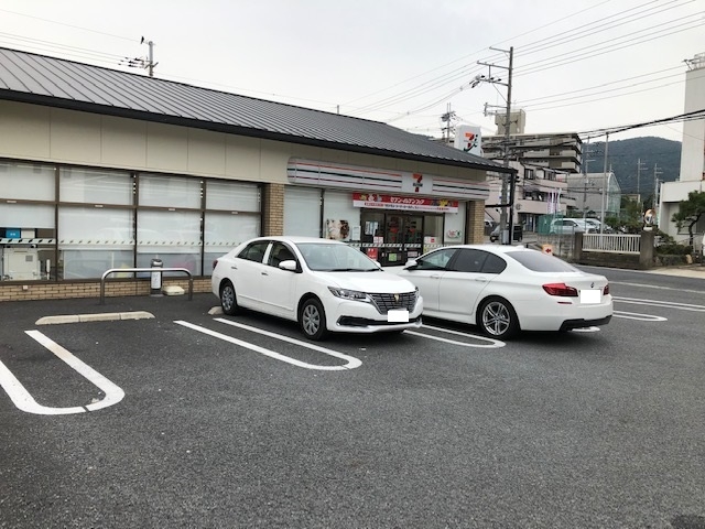 セブン-イレブン 伏見石田大山店