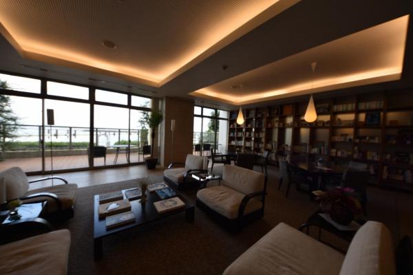 マンション 大津市浜大津４丁目 京阪京津線びわ湖浜大津駅 14万円