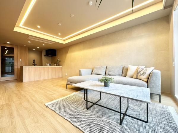 中古マンション 渋谷区初台２丁目 千代田線代々木公園駅 1億9,900万円