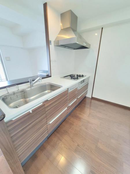 マンション 京田辺市山手西１丁目 JR学研都市線松井山手駅 15.8万円