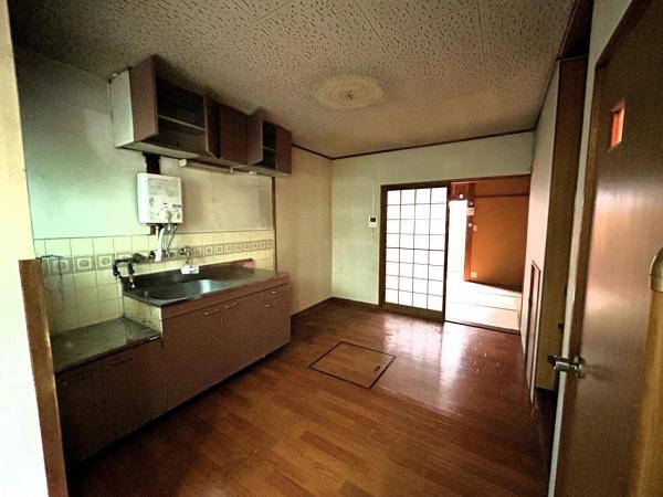 中古テラスハウス 京都市伏見区深草森吉町 京阪本線伏見稲荷駅 550万円