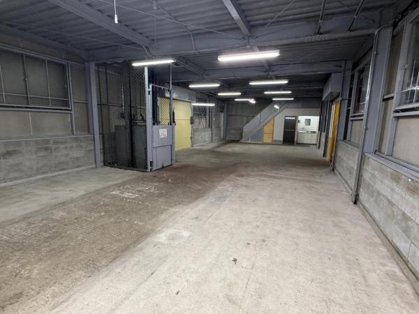 倉庫 京都市伏見区向島善阿弥町 京阪宇治線観月橋駅 7,480万円