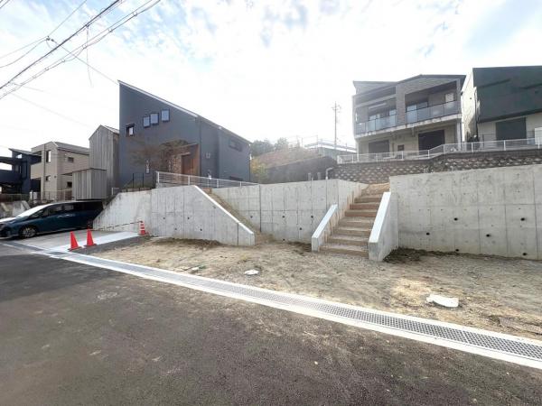 土地 枚方市菊丘町10-15 京阪本線枚方公園駅 3,180万円