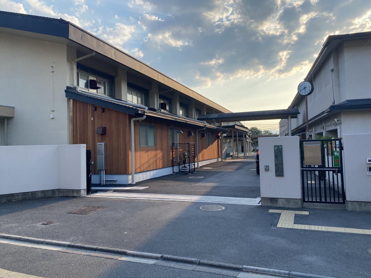 上高野小学校