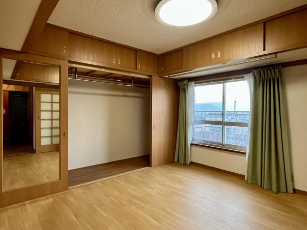 中古マンション 八幡市男山弓岡 京阪本線樟葉駅 490万円