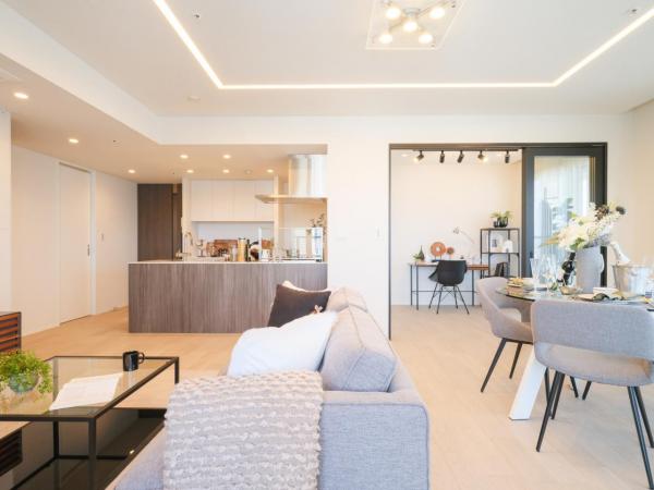 中古マンション 港区芝浦４丁目 JR山手線田町駅 2億4,480万円