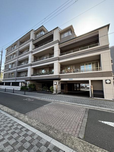 中古マンション 京都市上京区藁屋町 京都市営地下鉄東西線二条城前駅 1億1,300万円