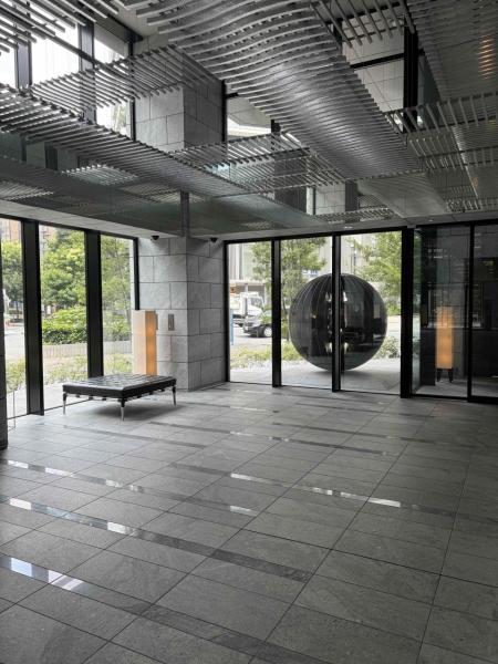中古マンション 大阪市北区豊崎３丁目 大阪メトロ御堂筋線中津駅 1億8,000万円