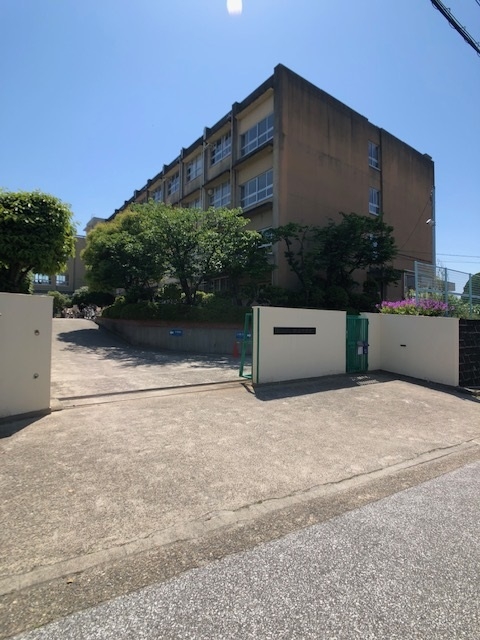 枚方市立楠葉中学校