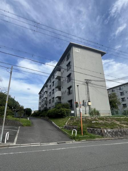 中古マンション 八幡市男山竹園 京阪本線樟葉駅 450万円