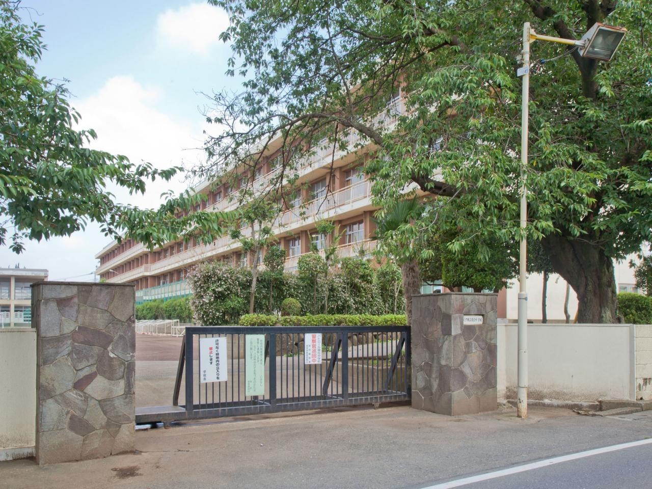 所沢市立南陵中学校