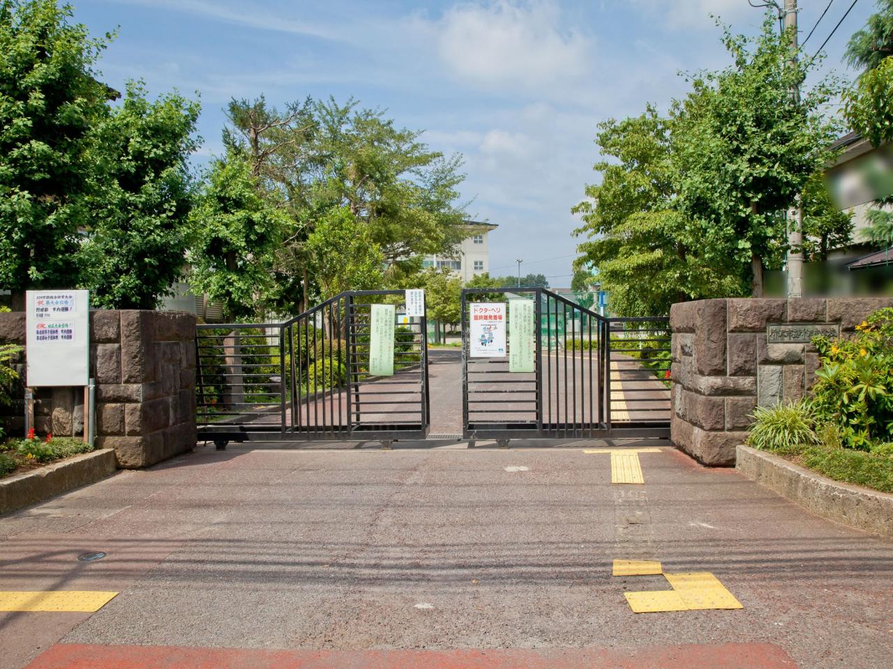 所沢市立所沢中学校