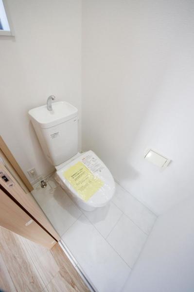 ふじみ野市苗間　中古一戸建て トイレ