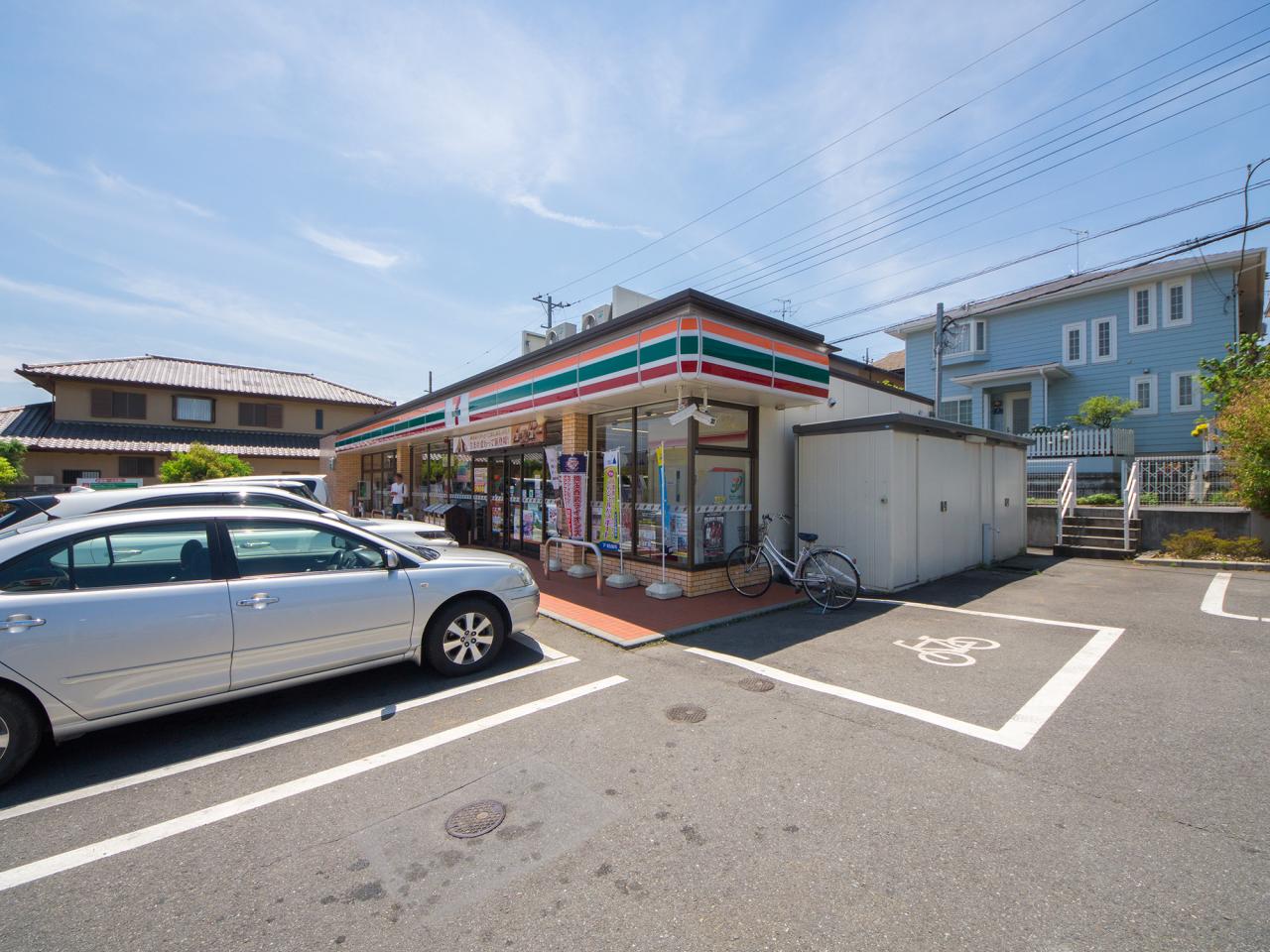 セブンイレブン 入間新久店