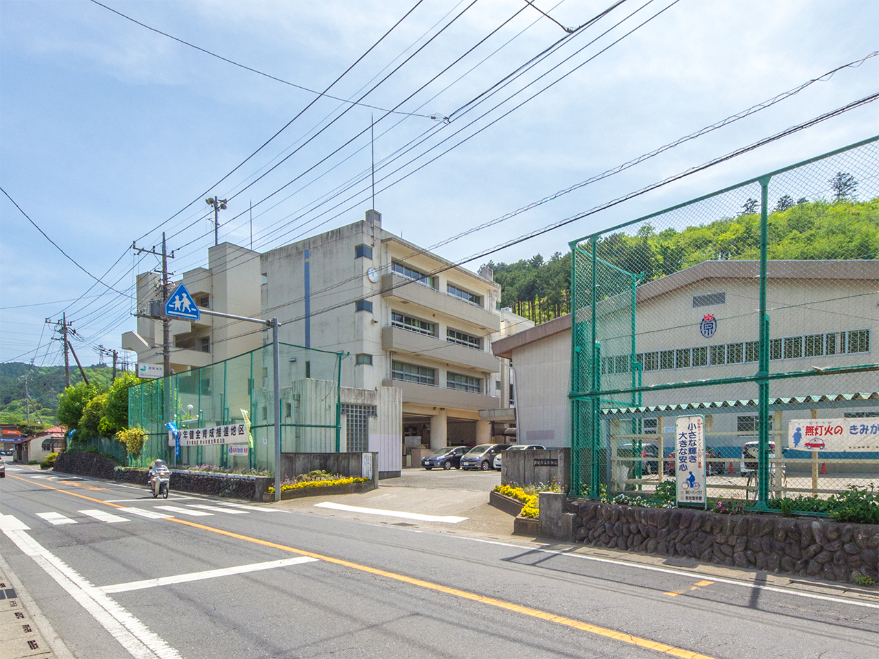 飯能市立原市場中学校