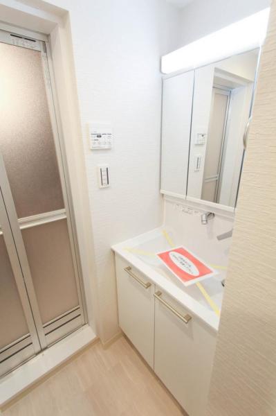 ニューハイム板橋　9階 洗面化粧台