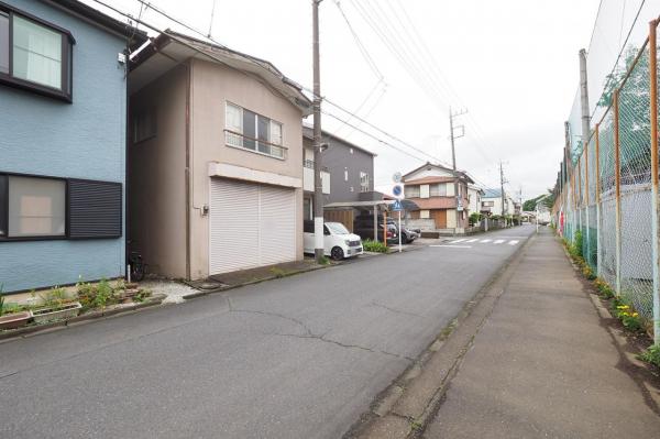 飯能市山手町　土地 前面道路含む現地写真