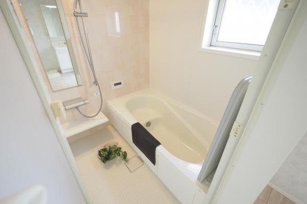 志木市下宗岡1丁目　中古一戸建て 浴室