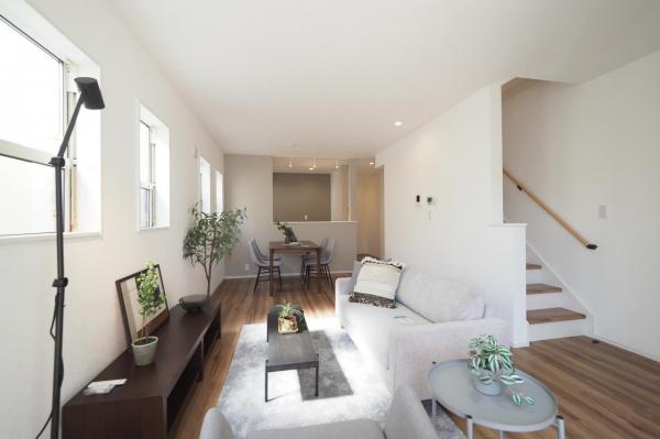 志木市下宗岡1丁目　中古一戸建て リビング