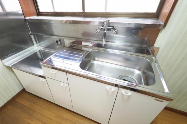 川越市砂　中古一戸建て キッチン