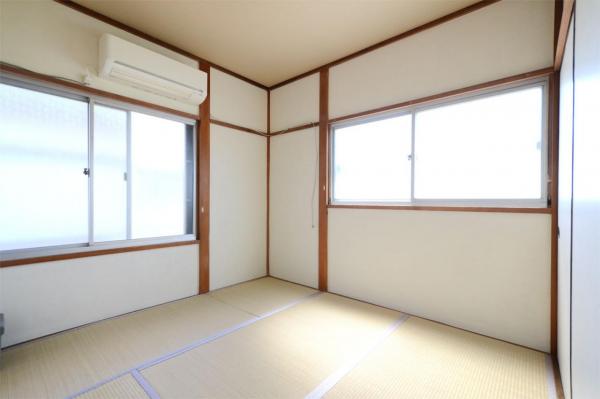 鶴ヶ島市中新田　中古一戸建て リビング以外の居室