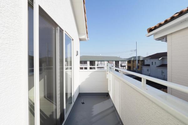 狭山市狭山　未入居　中古一戸建て バルコニー