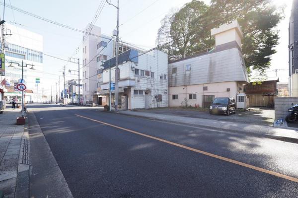 飯能市柳町　土地 前面道路含む現地写真