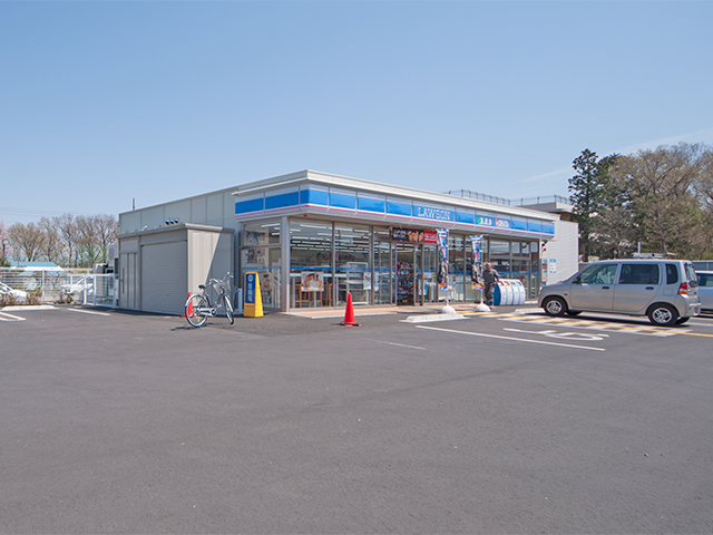 ローソン 狭山入曽運動公園前店