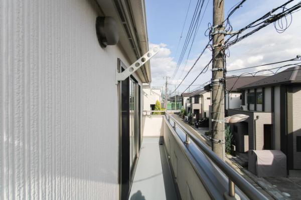 練馬区大泉学園町3丁目　中古一戸建て バルコニー