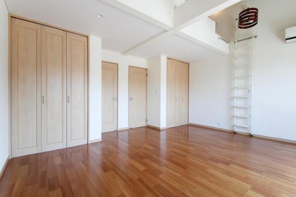 練馬区田柄4丁目　中古一戸建て 寝室