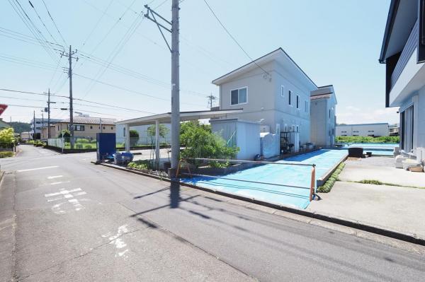 飯能市川寺　土地 前面道路含む現地写真