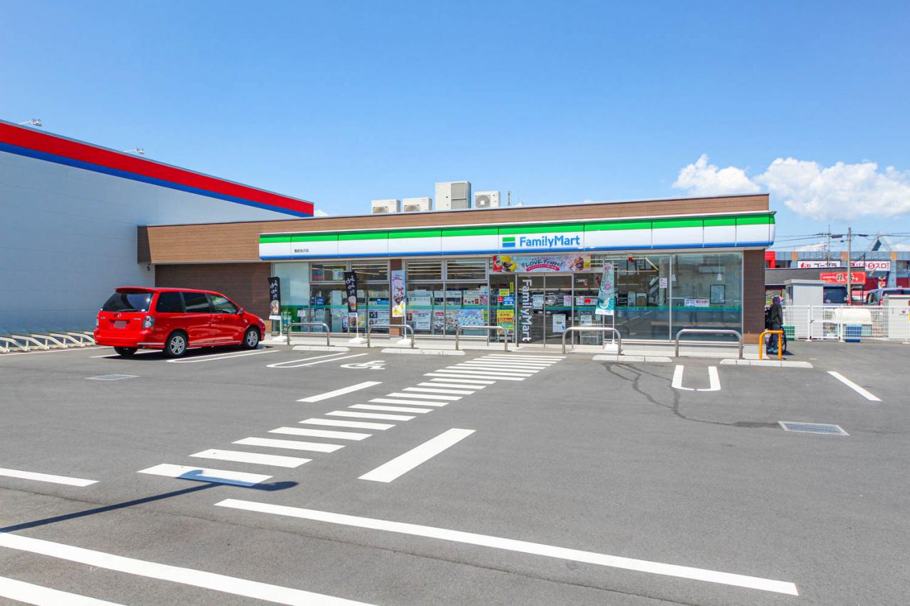 ファミリーマート 飯能岩沢店