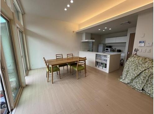 飯能市双柳　中古一戸建て リビングダイニング
