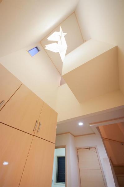 富士見市東みずほ台4丁目　中古一戸建て 玄関