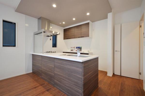 東松山市小松原町　未入居　中古一戸建て 