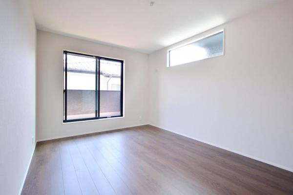 東松山市小松原町　未入居　中古一戸建て 