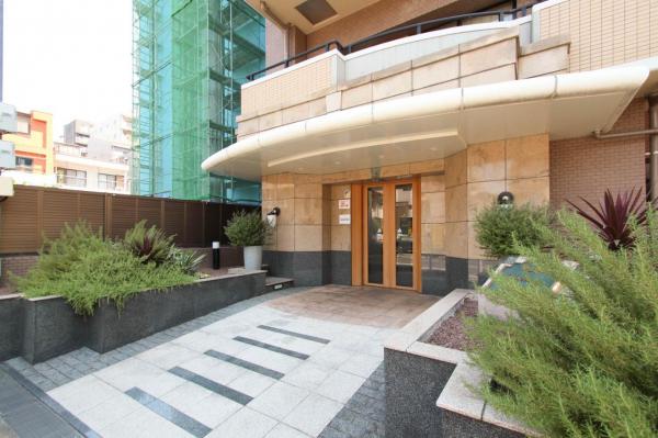 日神パレステージ大山　3階 エントランス（外）