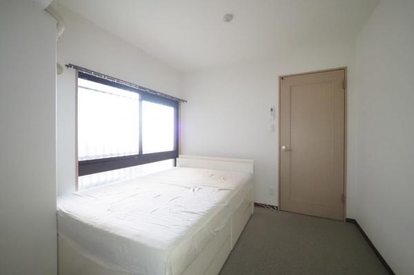 サーパス新所沢けやき台　3階 寝室